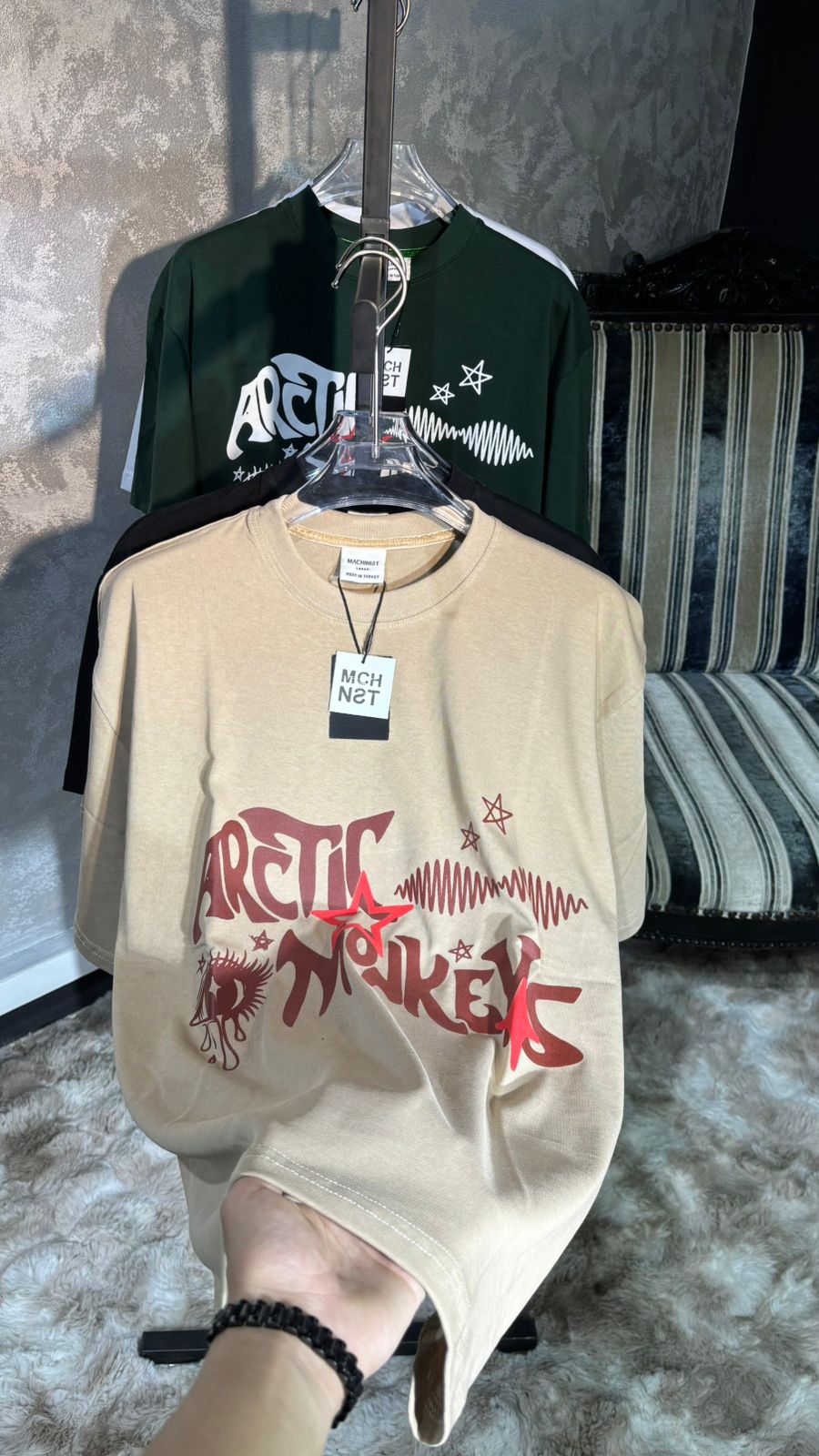 T shirt