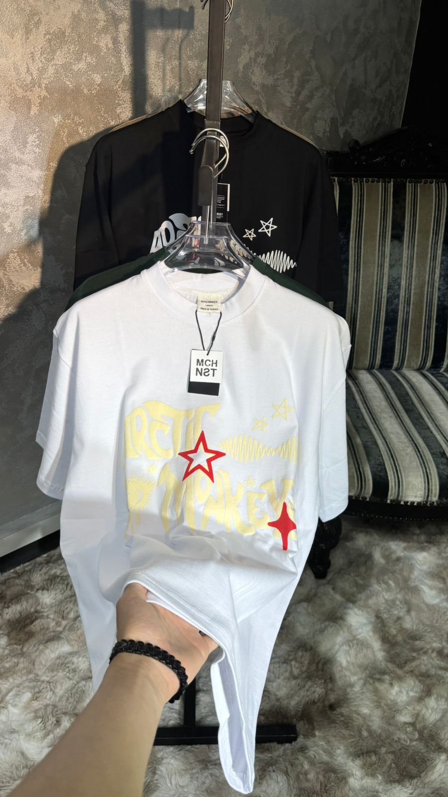 T shirt